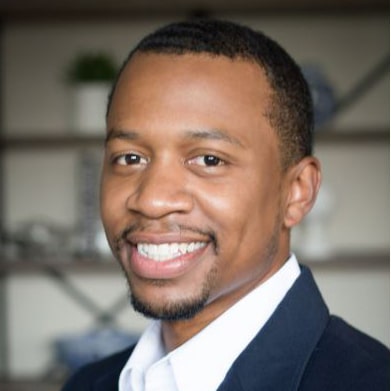 headshot of Brian Rivera, CPA